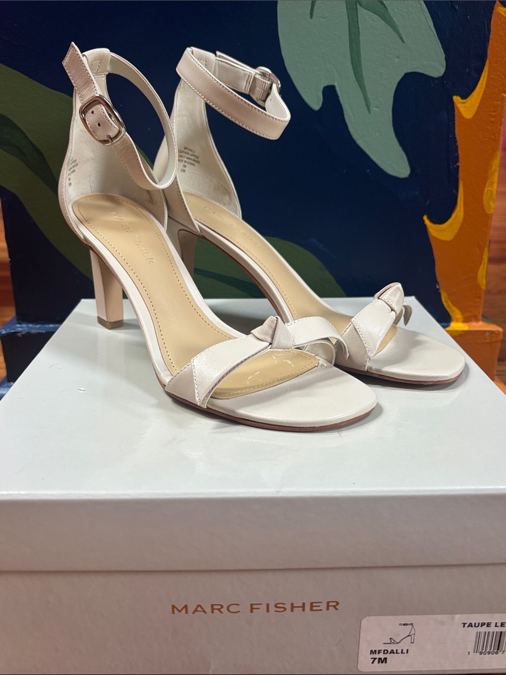 Marc Fisher Dalli Sandal - Picture 3 of 6